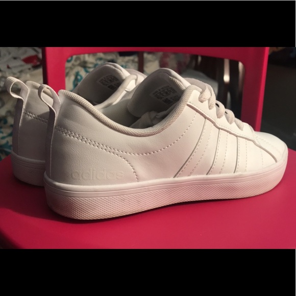 Adidas - Picture 4 of 4